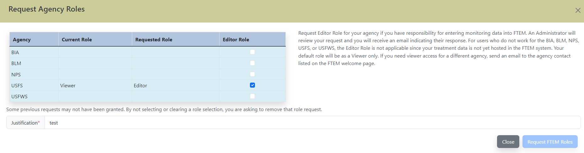 box for the editor role is checked.